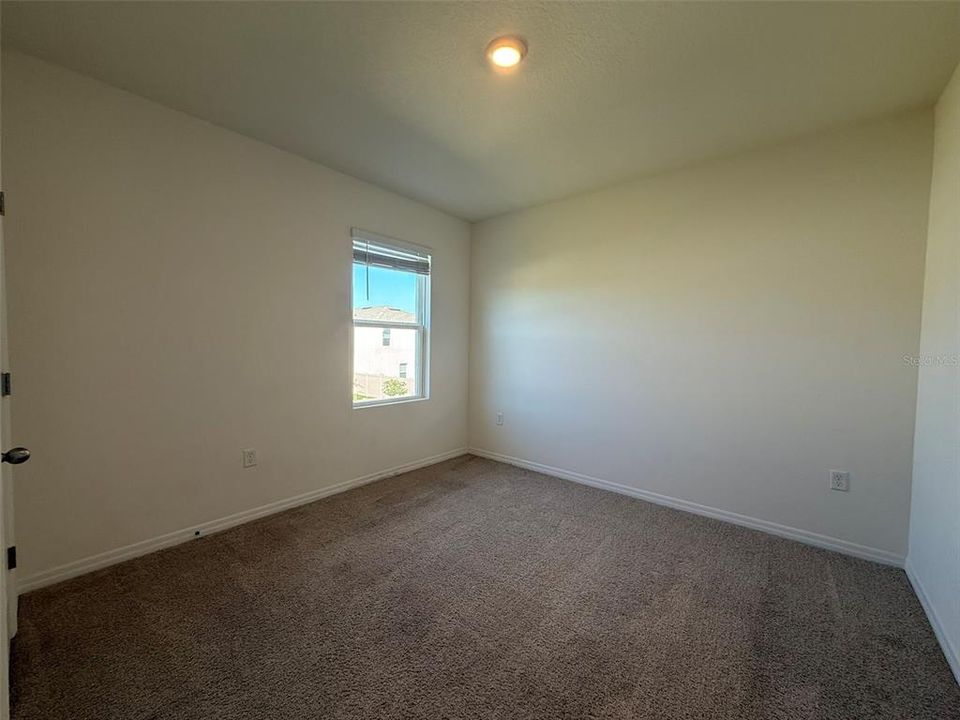 出租: $2,600 (5 贝兹, 3 浴室, 2522 平方英尺)