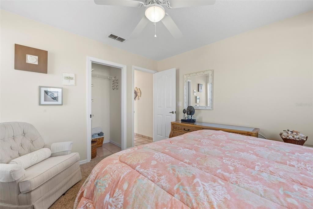 For Sale: $599,000 (3 beds, 2 baths, 2046 Square Feet)