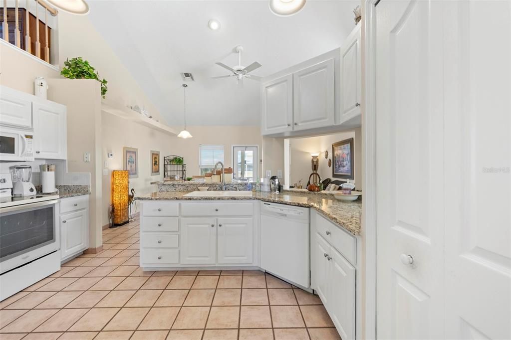 For Sale: $599,000 (3 beds, 2 baths, 2046 Square Feet)