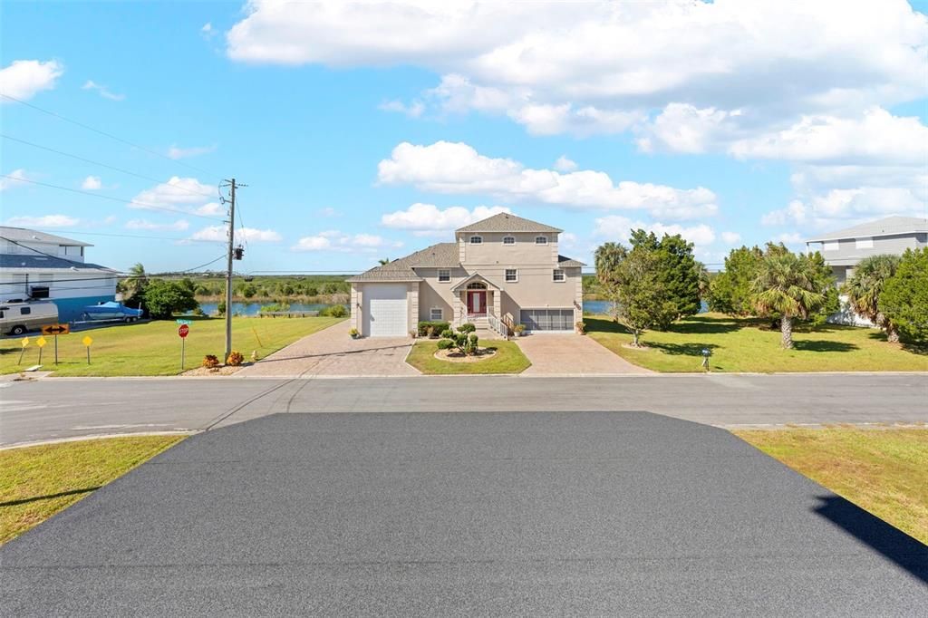 For Sale: $599,000 (3 beds, 2 baths, 2046 Square Feet)