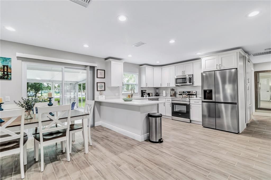 В аренду: $2,395 (3 спален, 2 ванн, 1545 Квадратных фут)