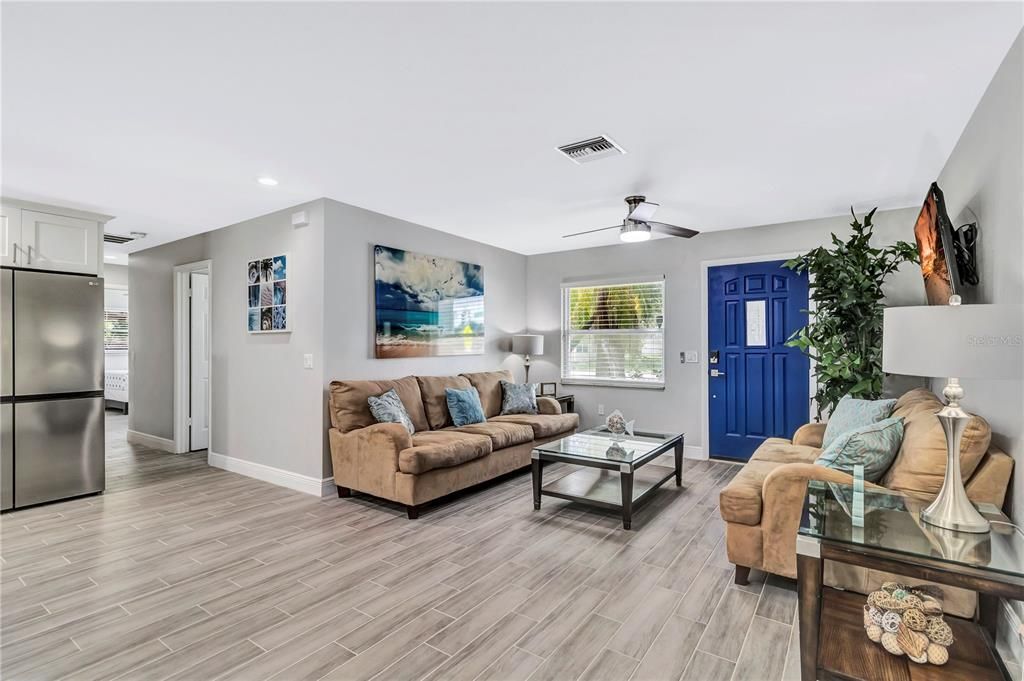 В аренду: $2,395 (3 спален, 2 ванн, 1545 Квадратных фут)