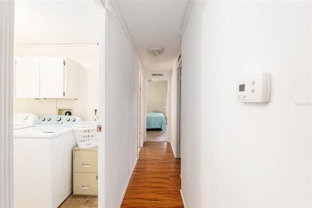 待售: $149,800 (2 贝兹, 2 浴室, 1104 平方英尺)