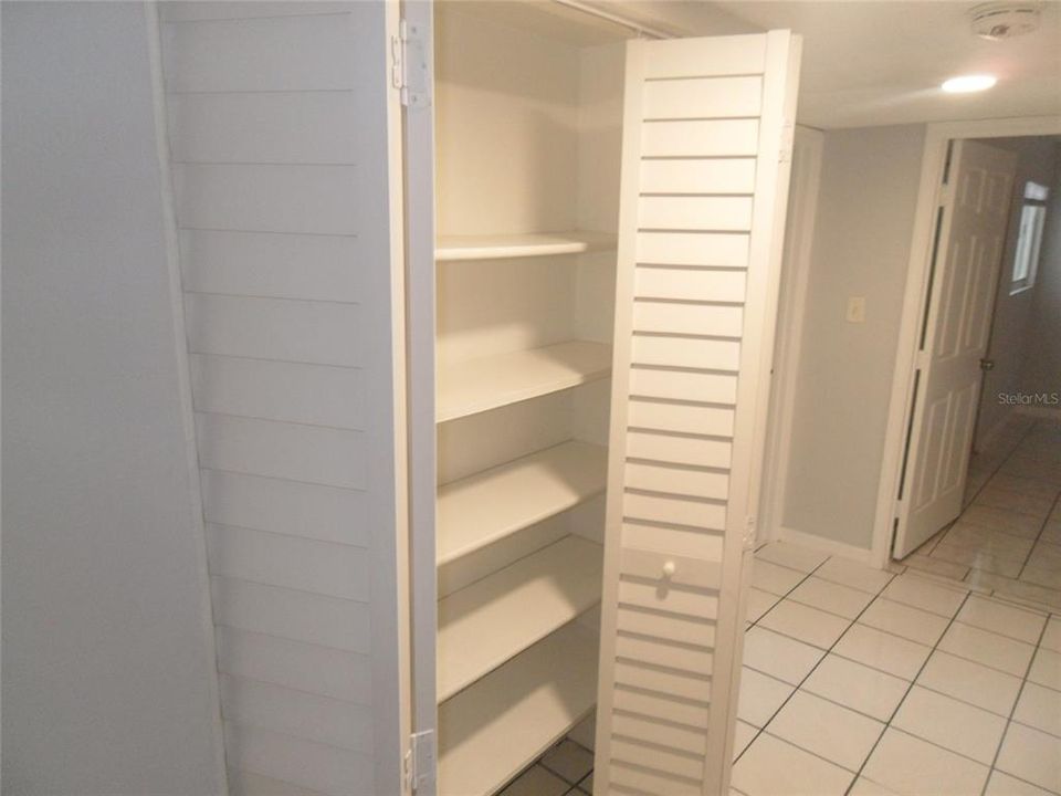 For Rent: $1,650 (3 beds, 2 baths, 1112 Square Feet)