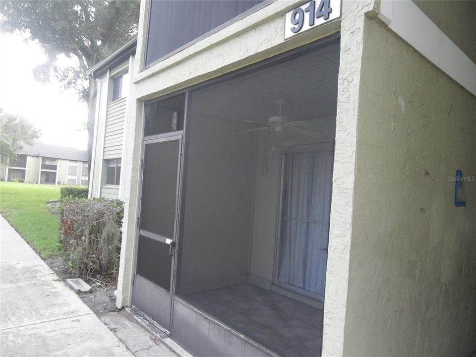 For Rent: $1,650 (3 beds, 2 baths, 1112 Square Feet)