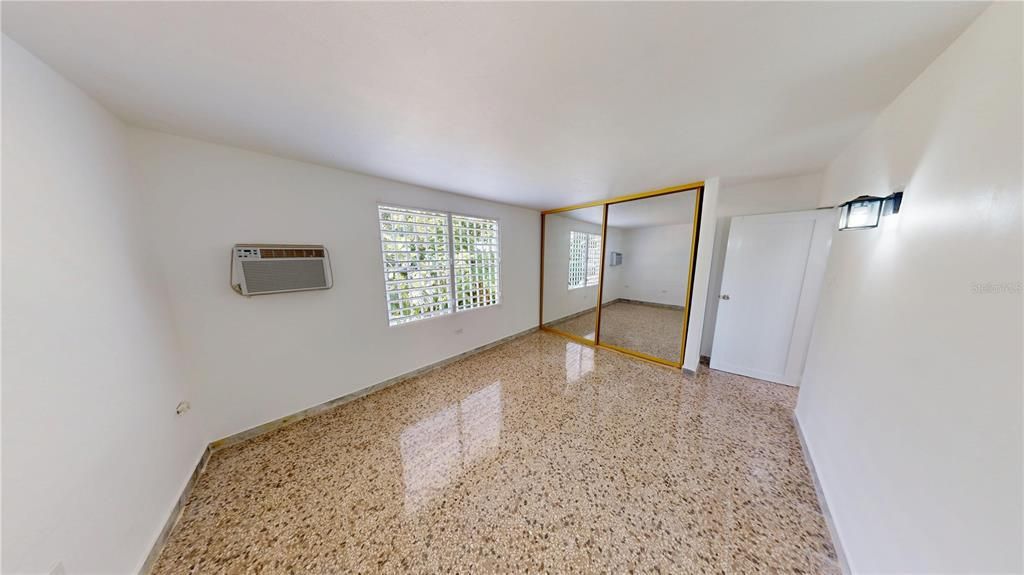 En Venta: $242,000 (3 camas, 2 baños, 1333 Pies cuadrados)