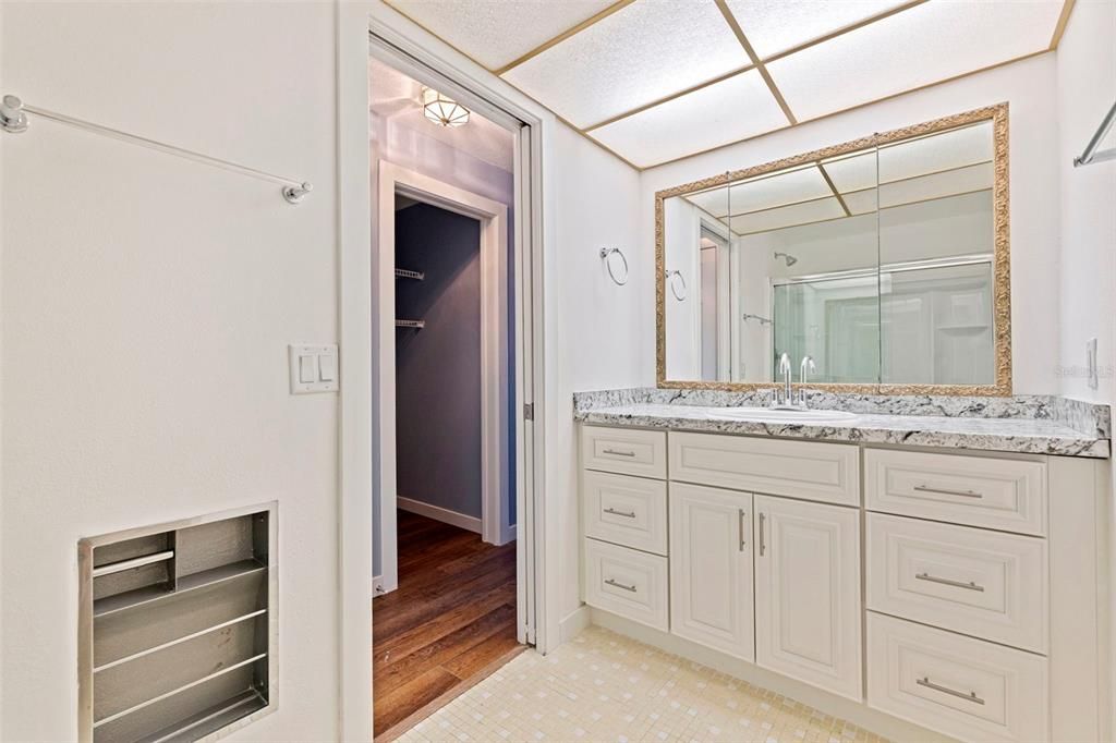 На продажу: $545,000 (2 спален, 2 ванн, 1400 Квадратных фут)