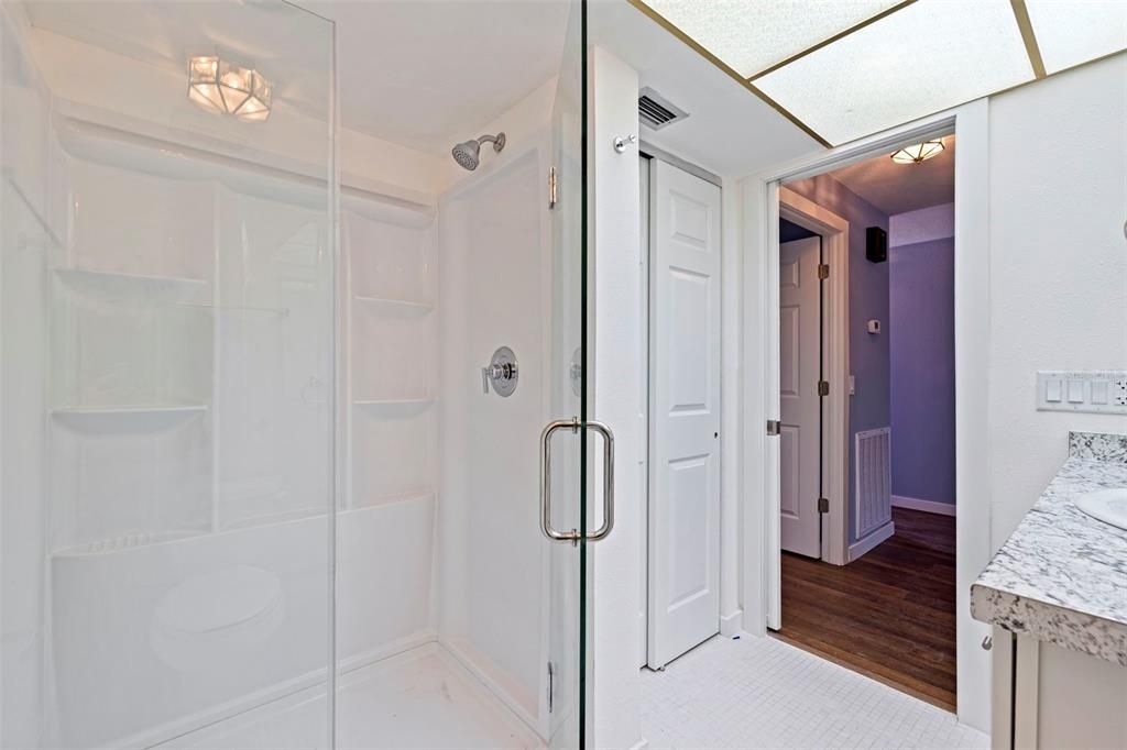 На продажу: $545,000 (2 спален, 2 ванн, 1400 Квадратных фут)