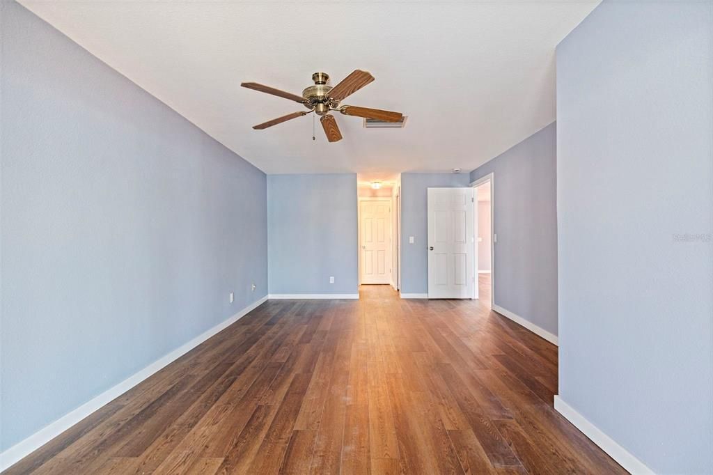 На продажу: $545,000 (2 спален, 2 ванн, 1400 Квадратных фут)