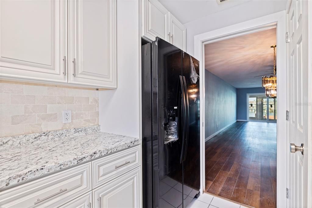 На продажу: $545,000 (2 спален, 2 ванн, 1400 Квадратных фут)