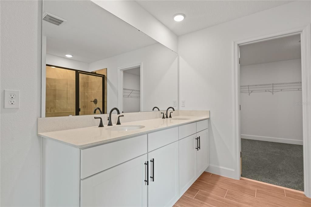 For Sale: $521,100 (4 beds, 3 baths, 2670 Square Feet)