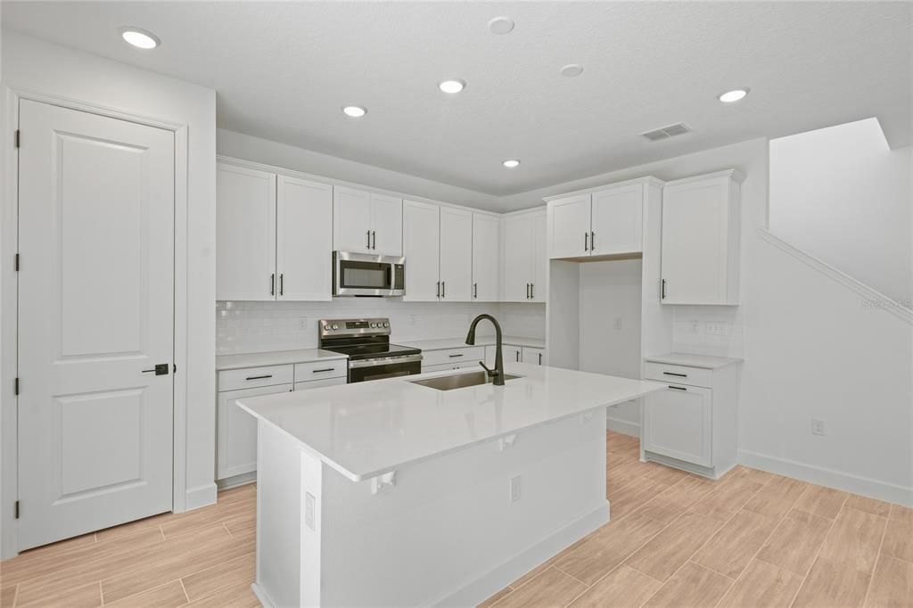 For Sale: $521,100 (4 beds, 3 baths, 2670 Square Feet)