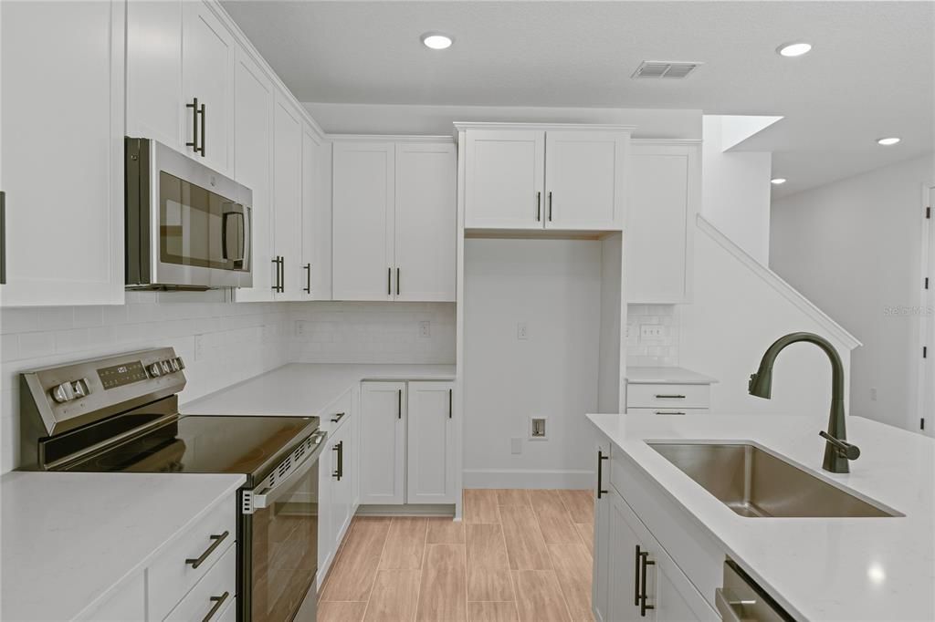 For Sale: $521,100 (4 beds, 3 baths, 2670 Square Feet)