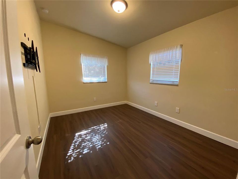 В аренду: $1,300 (2 спален, 2 ванн, 800 Квадратных фут)