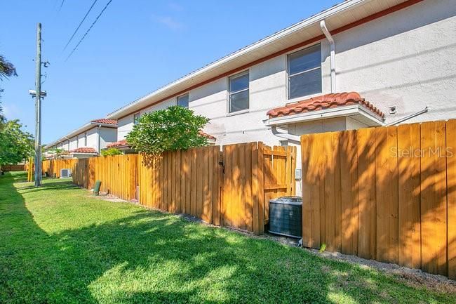 Active With Contract: $219,000 (3 beds, 2 baths, 1307 Square Feet)