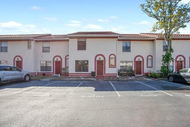 Active With Contract: $219,000 (3 beds, 2 baths, 1307 Square Feet)