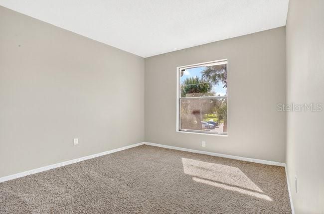 Active With Contract: $219,000 (3 beds, 2 baths, 1307 Square Feet)