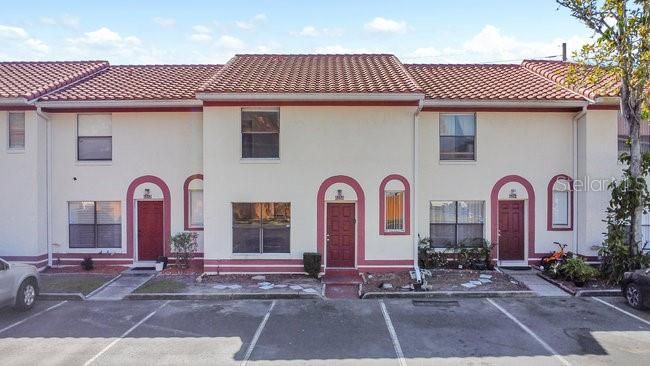 Active With Contract: $219,000 (3 beds, 2 baths, 1307 Square Feet)
