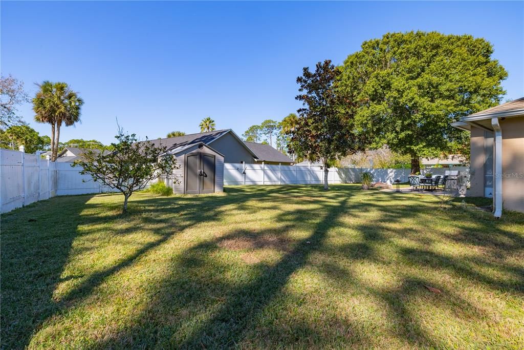 Activo con contrato: $359,900 (3 camas, 2 baños, 1958 Pies cuadrados)