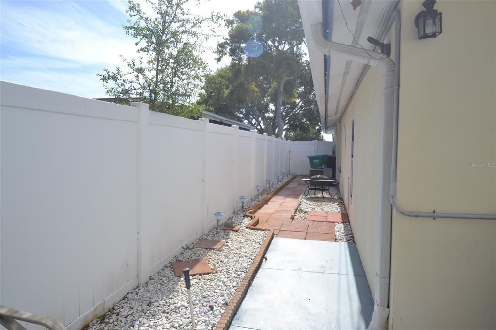 В аренду: $3,500 (3 спален, 2 ванн, 1376 Квадратных фут)