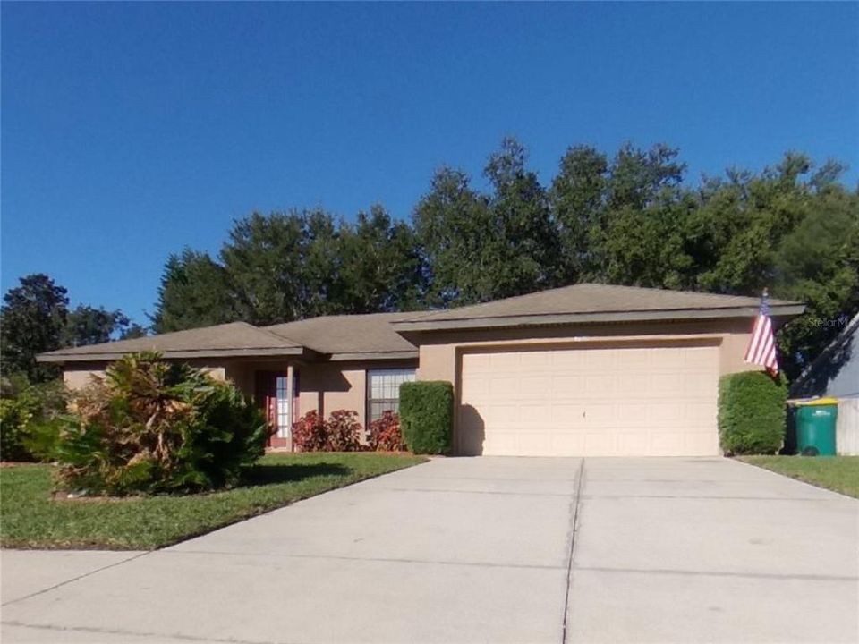 For Rent: $1,889 (3 beds, 2 baths, 1447 Square Feet)