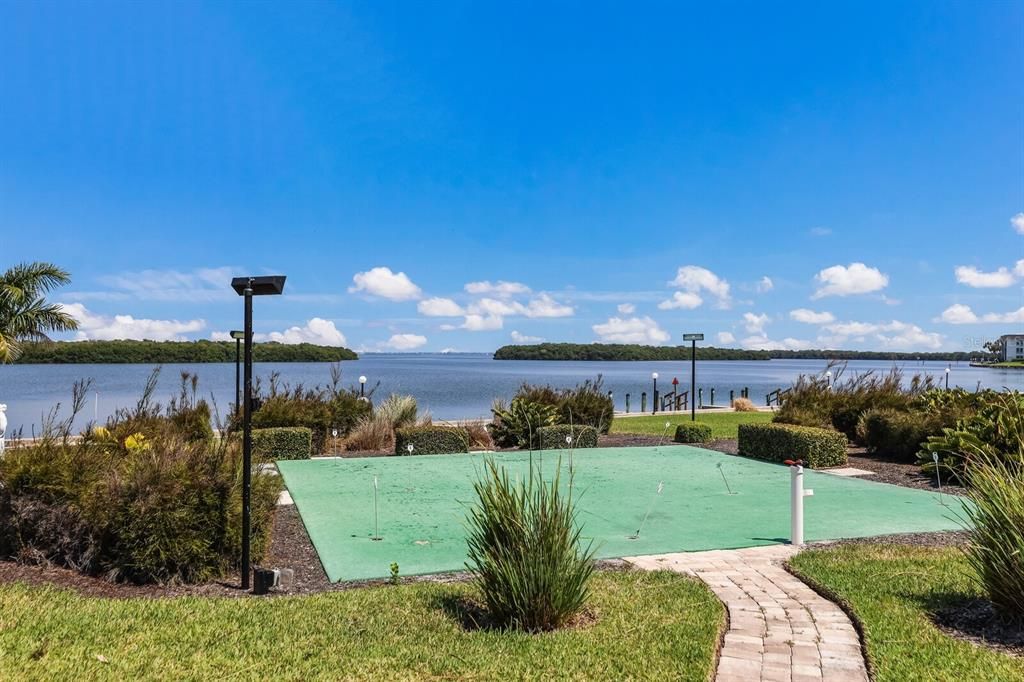 For Sale: $650,000 (2 beds, 2 baths, 1316 Square Feet)