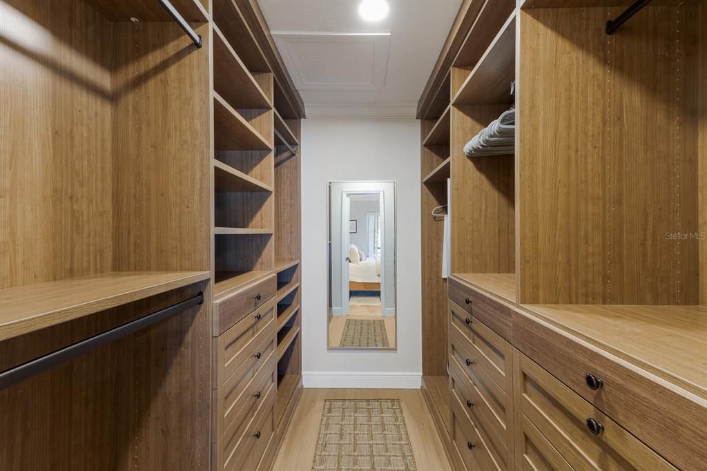 For Sale: $650,000 (2 beds, 2 baths, 1316 Square Feet)