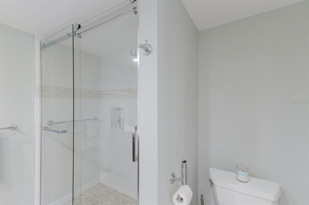 For Sale: $650,000 (2 beds, 2 baths, 1316 Square Feet)