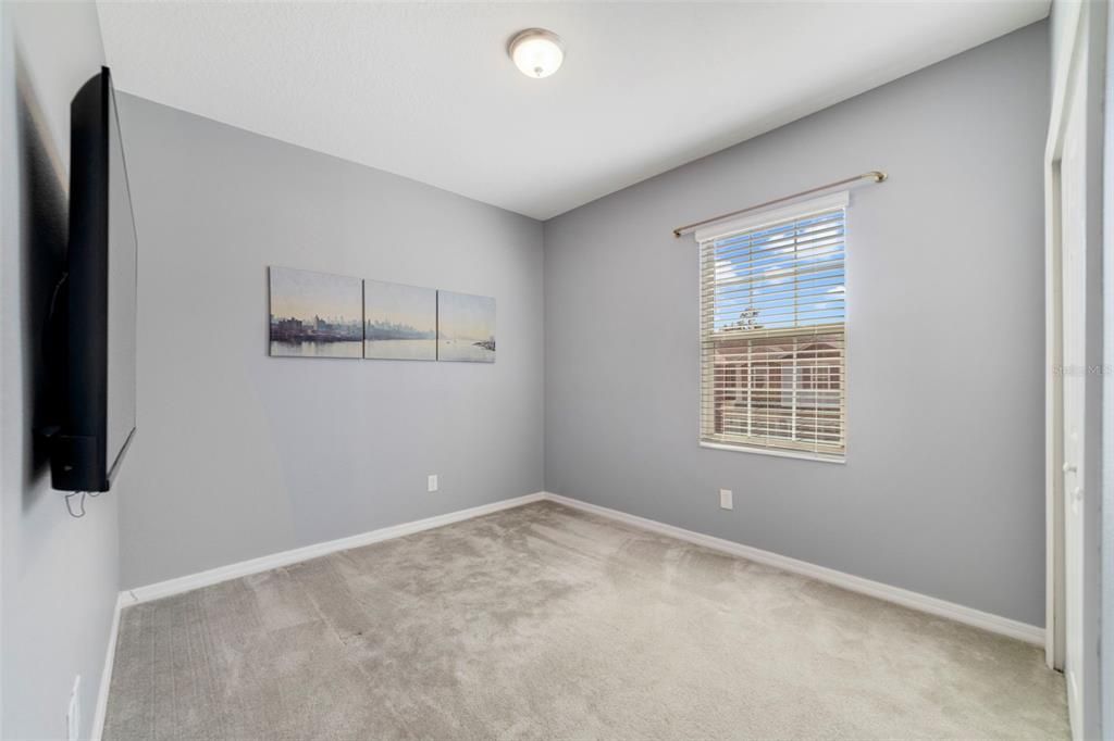 На продажу: $305,000 (3 спален, 2 ванн, 1627 Квадратных фут)