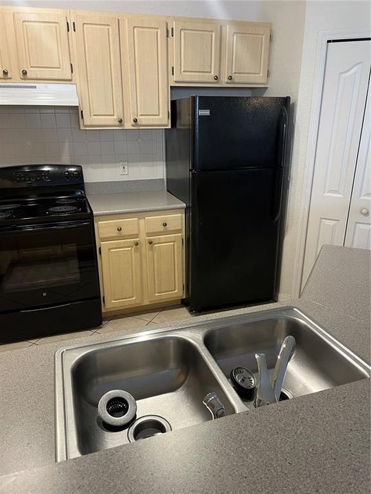 出租: $1,550 (2 贝兹, 2 浴室, 1111 平方英尺)