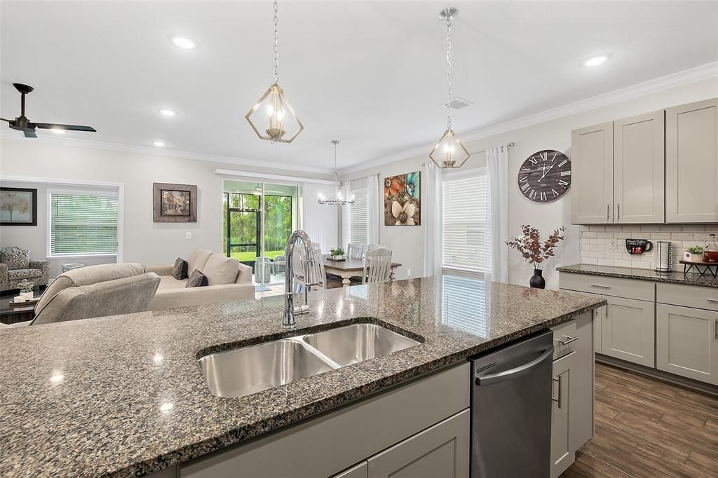 For Sale: $424,000 (3 beds, 2 baths, 2001 Square Feet)