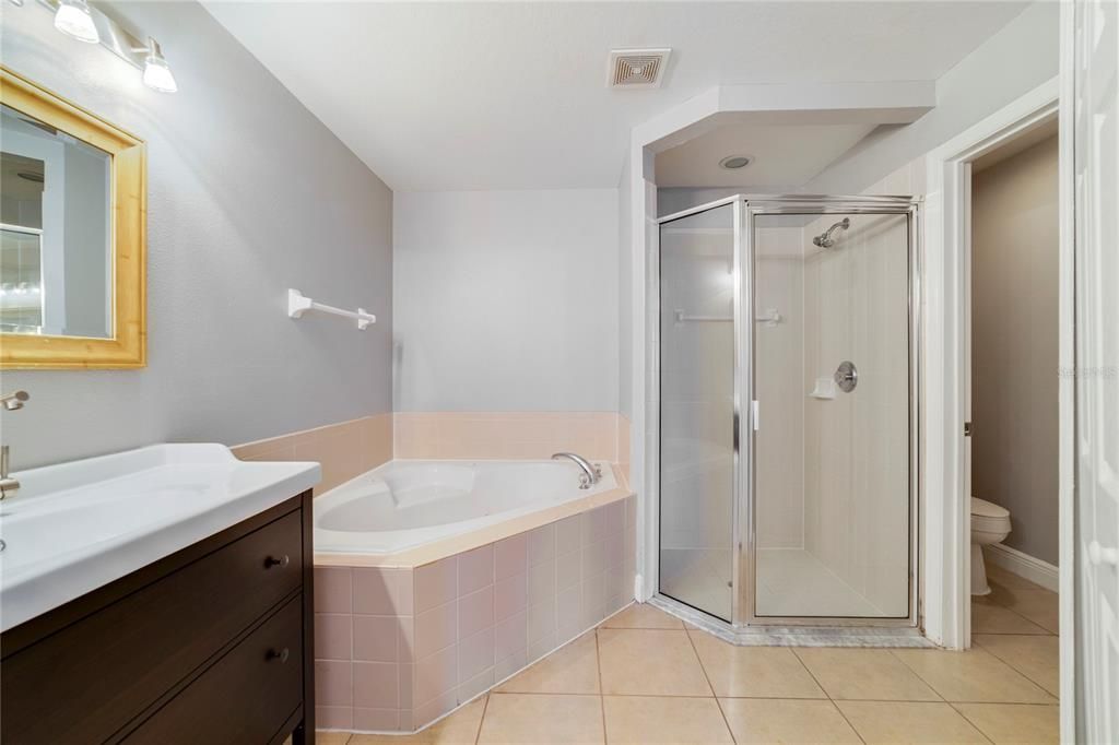 For Sale: $289,000 (3 beds, 2 baths, 1768 Square Feet)