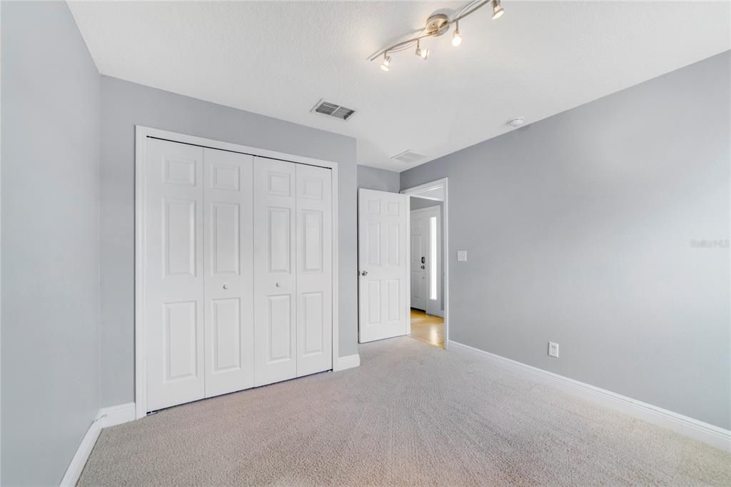 For Sale: $289,000 (3 beds, 2 baths, 1768 Square Feet)