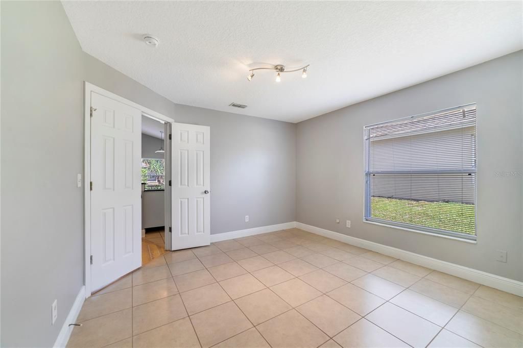 For Sale: $289,000 (3 beds, 2 baths, 1768 Square Feet)