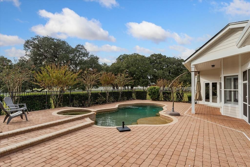 En Venta: $1,490,000 (5 camas, 5 baños, 4474 Pies cuadrados)