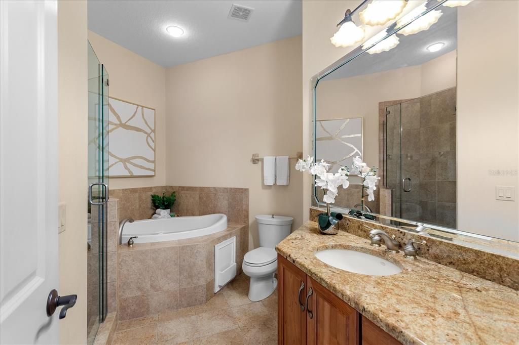 En Venta: $1,490,000 (5 camas, 5 baños, 4474 Pies cuadrados)