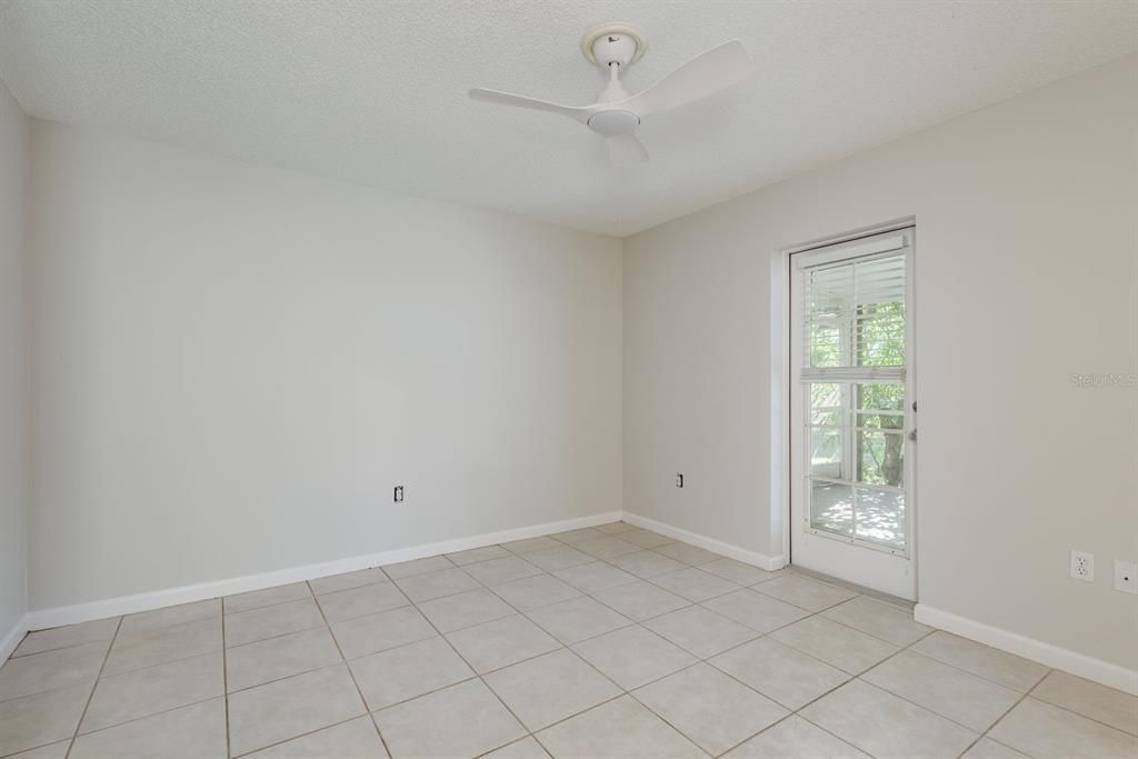 Active With Contract: $325,000 (3 beds, 1 baths, 1065 Square Feet)