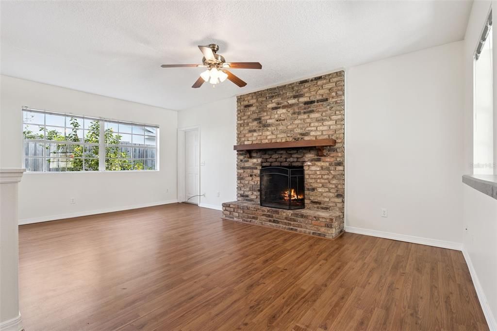 На продажу: $625,000 (3 спален, 2 ванн, 2162 Квадратных фут)