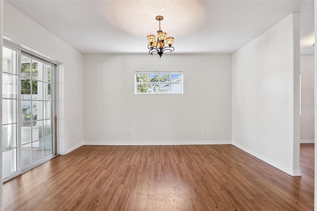 На продажу: $625,000 (3 спален, 2 ванн, 2162 Квадратных фут)