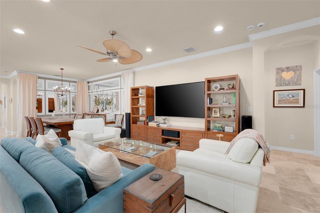 For Sale: $650,000 (3 beds, 3 baths, 2287 Square Feet)