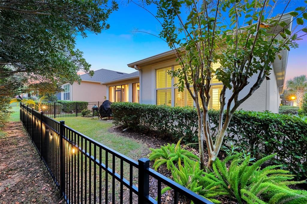 For Sale: $650,000 (3 beds, 3 baths, 2287 Square Feet)