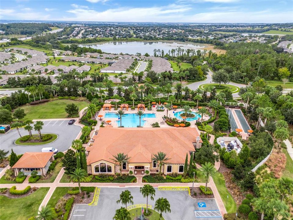 For Sale: $650,000 (3 beds, 3 baths, 2287 Square Feet)