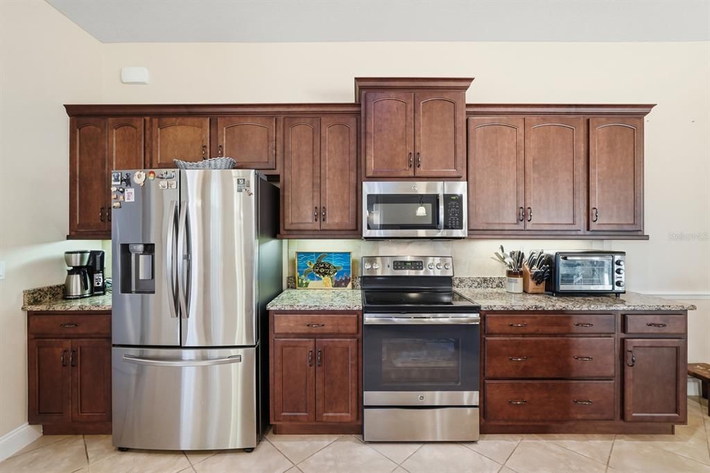 Active With Contract: $499,999 (3 beds, 2 baths, 1968 Square Feet)