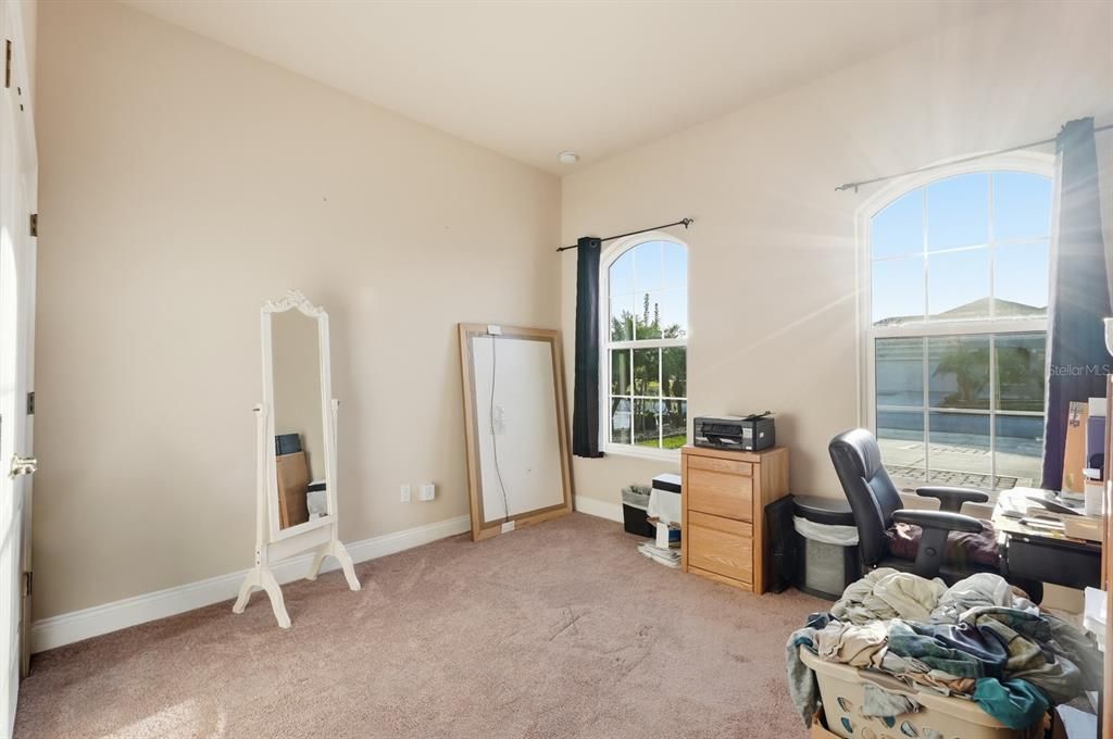 Active With Contract: $499,999 (3 beds, 2 baths, 1968 Square Feet)