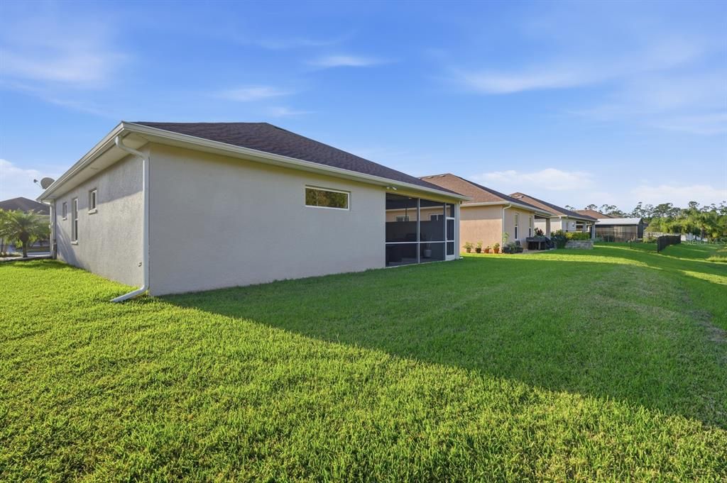 Active With Contract: $499,999 (3 beds, 2 baths, 1968 Square Feet)