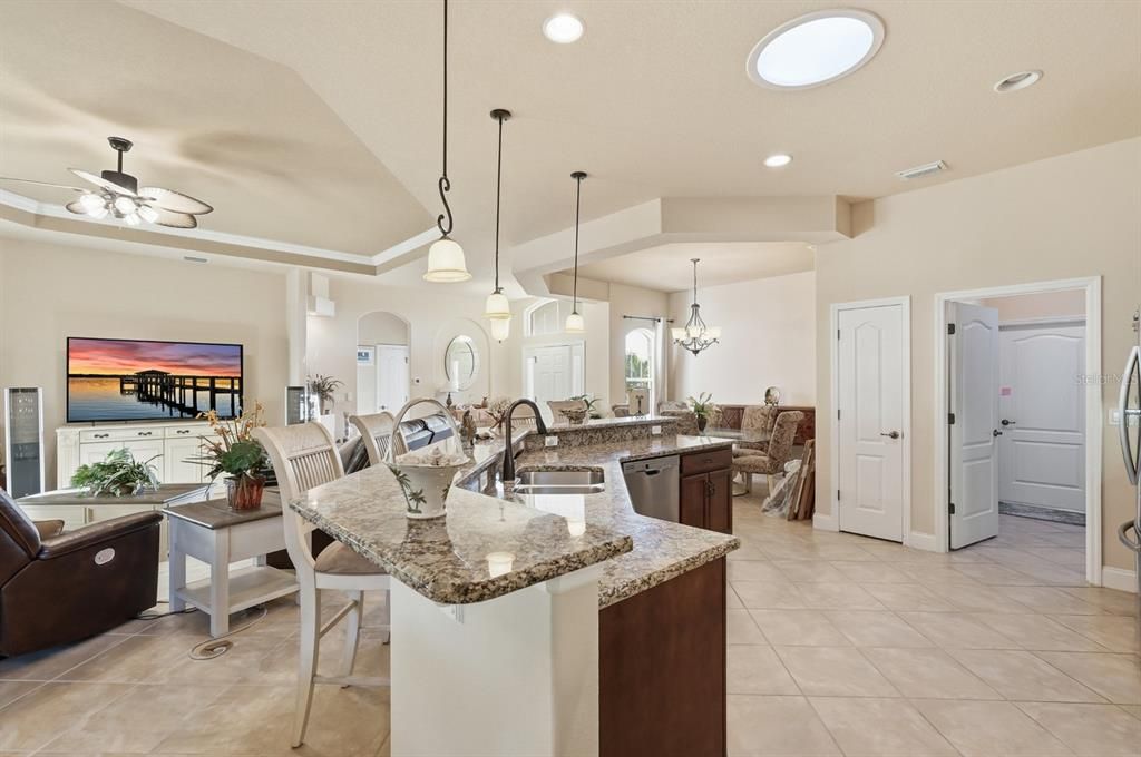 Active With Contract: $499,999 (3 beds, 2 baths, 1968 Square Feet)