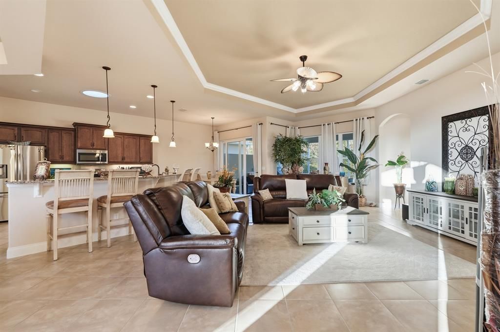 Active With Contract: $499,999 (3 beds, 2 baths, 1968 Square Feet)