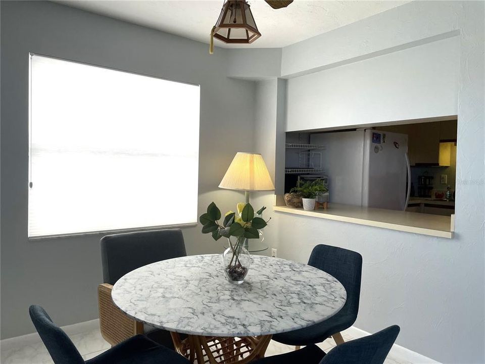 For Rent: $3,000 (2 beds, 2 baths, 1093 Square Feet)