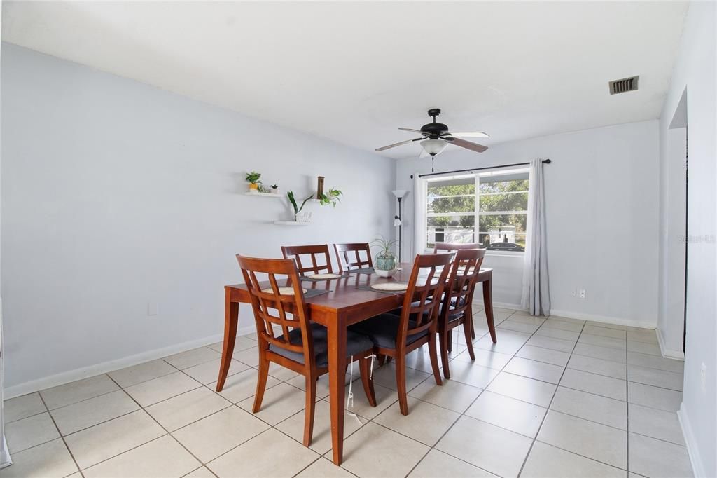 Active With Contract: $269,000 (3 beds, 2 baths, 1829 Square Feet)