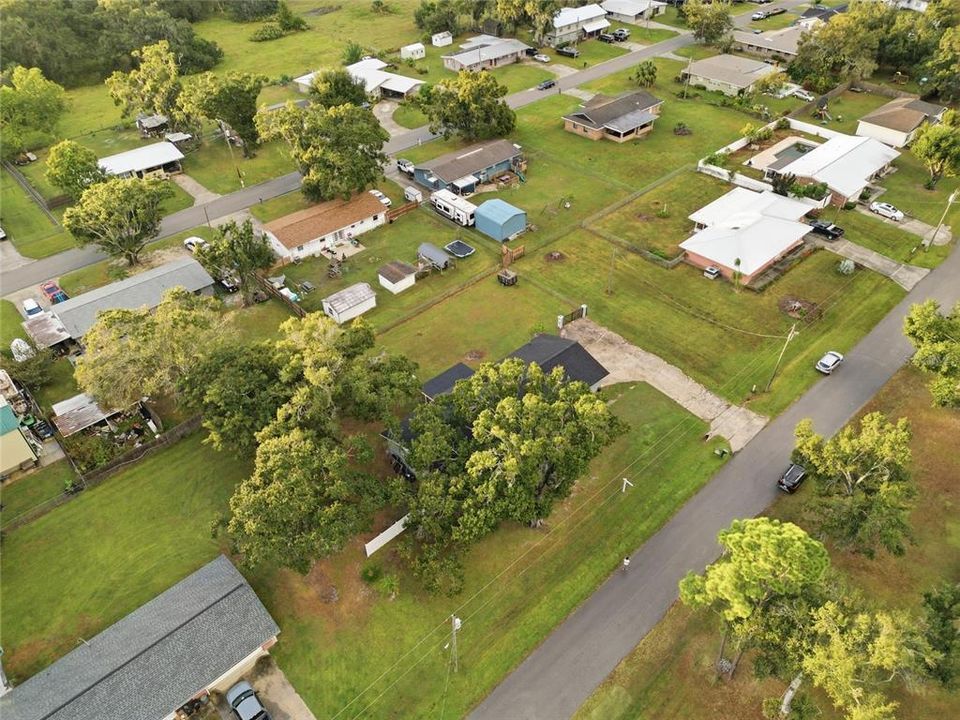 Active With Contract: $269,000 (3 beds, 2 baths, 1829 Square Feet)